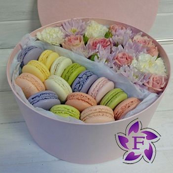 Flowers with Macarons photo  Flowers and Macarons to buy