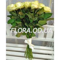 25 white roses in a bouquet - Photo 2