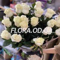 Bouquet of 19 white roses - Photo 1