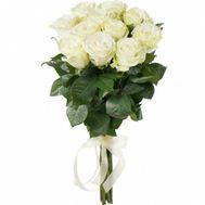 11 white roses