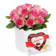 15 роз в коробке и конфеты