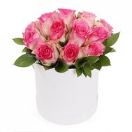 15 роза в коробке