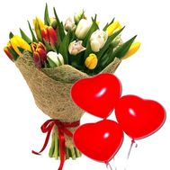 15 тюльпанов и шарики