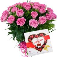 21 розовая роза и конфеты