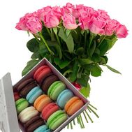 35 рожевих троянд у букеті