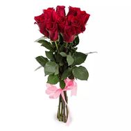 9 імпортних троянд