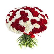 Large bouquet of 101 carnations