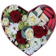 Bouquet of Macarons and flowers