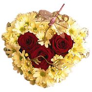 Composition heart from roses and chrysanthemums