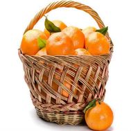 Корзина с мандаринами