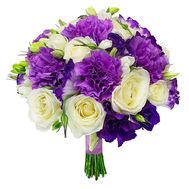 Original bouquet with carnations
