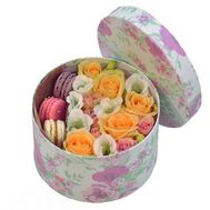 Gift box of macaroni