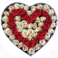 roses in the box heart