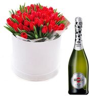 35 тюльпанів з шампанським