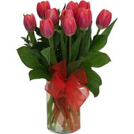 Bouquet of 11 red tulips