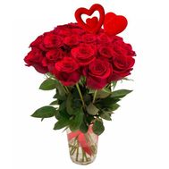Bouquet of roses with hearts