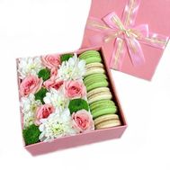 Flowers in the Box and Macarons