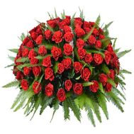 Корзина из 101 розы