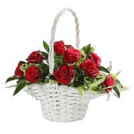 Корзина из 11 роз