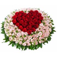 Корзина из 131 розы