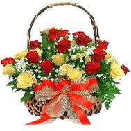 Корзина из 25 роз