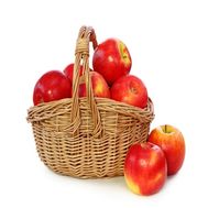 Корзина с яблоками