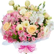 Delicate bouquet of flowers