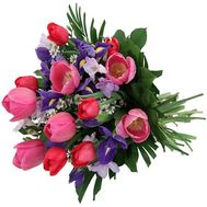 Тюльпаны и ирисы в букете