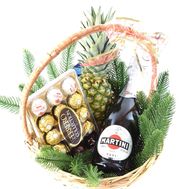 Подарочная корзина с Ferrero Rocher к Рождеству