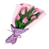 5 tulips for International Women's Day