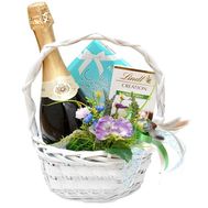 Gift basket of sweets