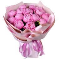 15 розовых пионов