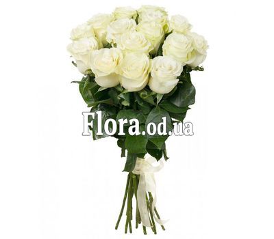 15 белых роз
