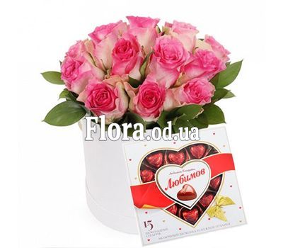15 роз в коробке и конфеты