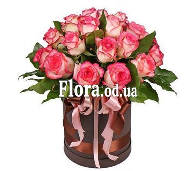 21 roses of Jamila in the box