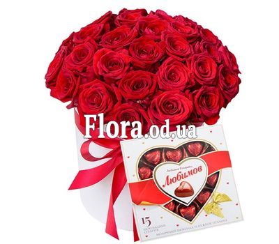 35 scarlet roses in a box of sweets