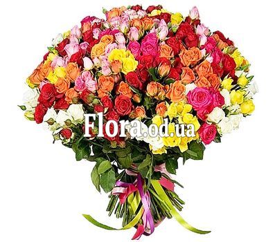 Bouquet of 101 roses spray