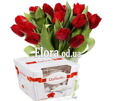 Букет из 15 тюльпано с конфетами