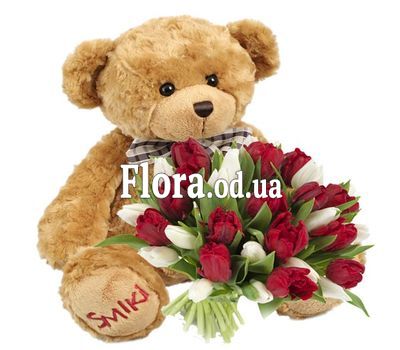 Букет из 25 тюльпанов и мишка