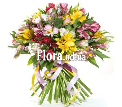 Букет из 51 альстромерии
