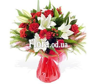 Bouquet of lilies, gerberas and alstromeries