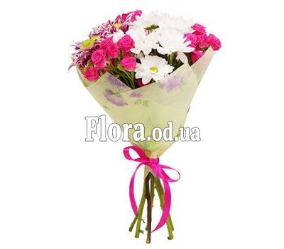 Bouquet of lilies, roses, gerberas and chrysanthemums