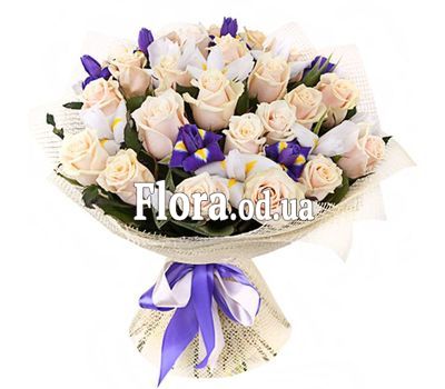 Bouquet of roses and gerberas