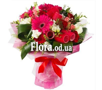 Bouquet with curlers