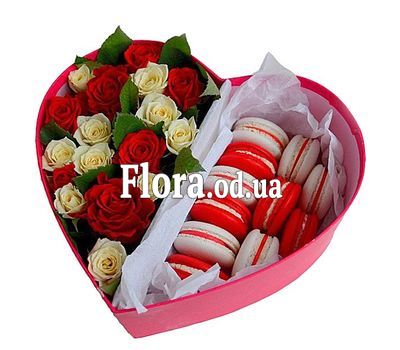 Flowers with Macarons
