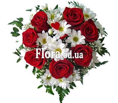 Композиция из роз и хризантем