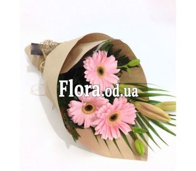 A small bouquet for a girl