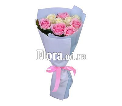 Ніжний букет квітів з троянд Ніжний букет квітів з троянд