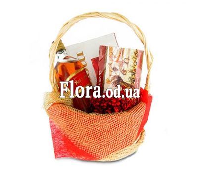 Подарункова корзина до Нового року Подарункова корзина до Нового року