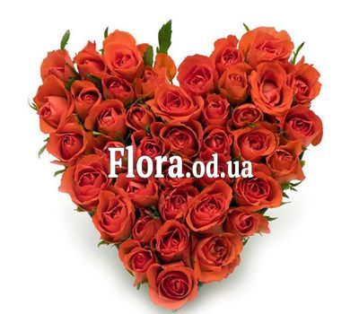 Сердце из 41 розы